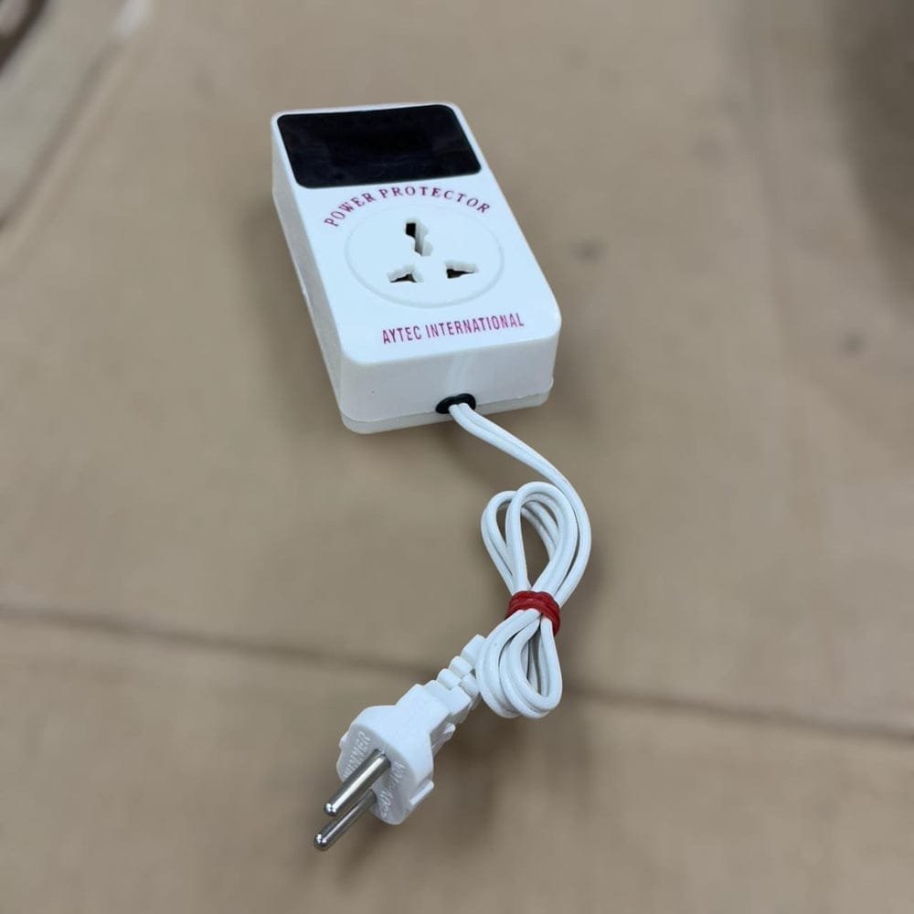 Aytec Automatic Digital Power Protector
